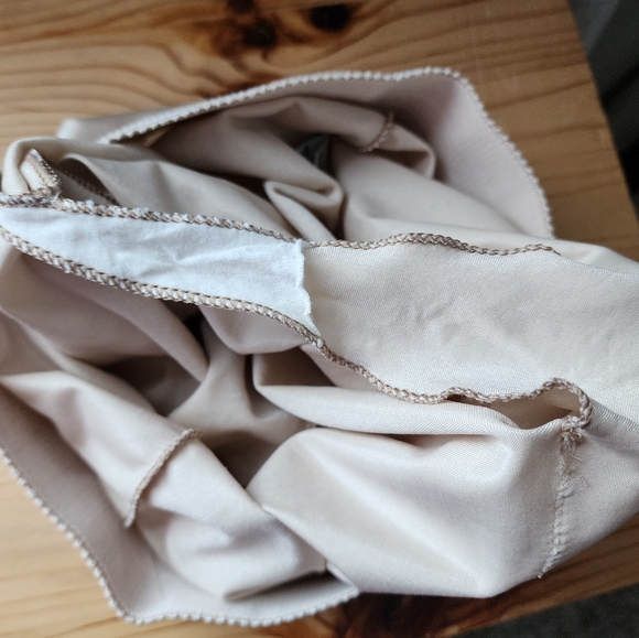 NATORI Cream Satin Lace Trim Half Slip Skirt Lingerie Minimalist Size P - Picture 6 of 10